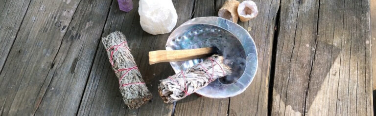 What is in a smudge kit? What is the purpose of smudging?